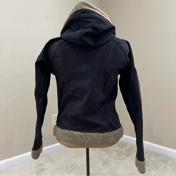 Marmot Full Zip Soft shell Hooded Jacket Black Faux Fur Women Medium, - Picture 2 of 14